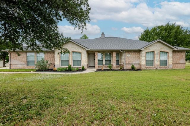 306 N Rolling Plains Drive, Rhome, TX 76078
