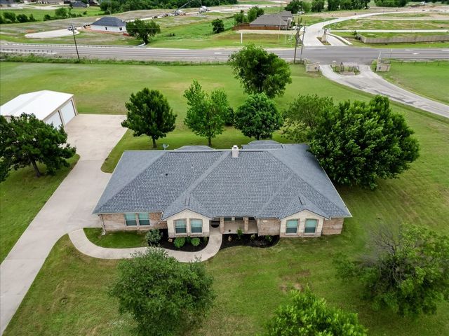 306 N Rolling Plains Drive, Rhome, TX 76078