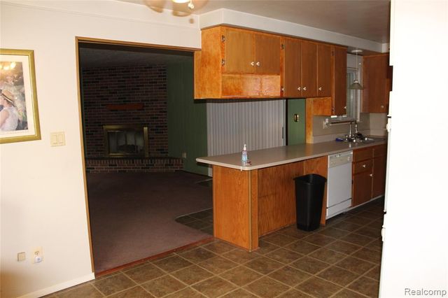 11717 Tecumseh, Redford, MI 48239