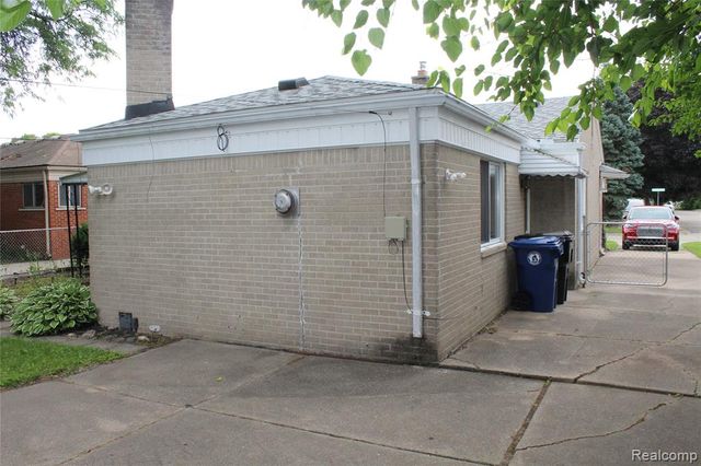 11717 Tecumseh, Redford, MI 48239