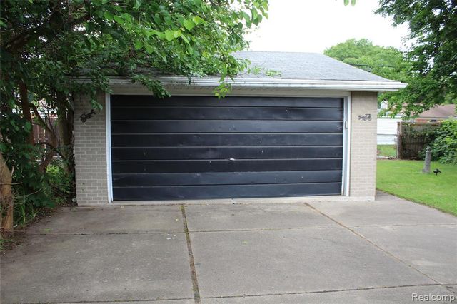11717 Tecumseh, Redford, MI 48239