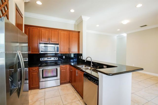 18686 SW 132nd Ave, Miami, FL 33177