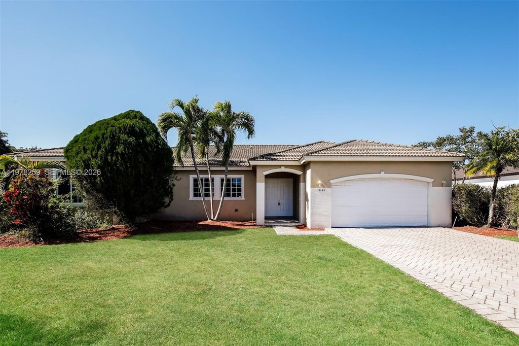 18686 SW 132nd Ave, Miami, FL 33177