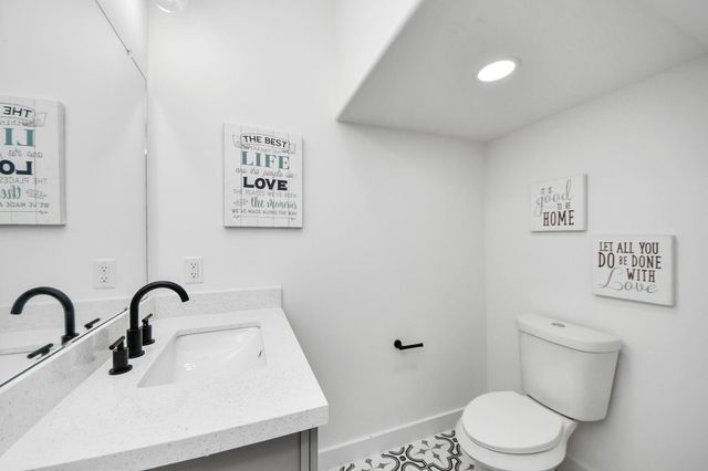 9307 Jutland Road, Houston, TX 77033