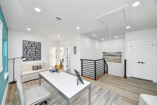 9307 Jutland Road, Houston, TX 77033