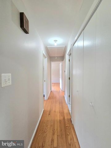 7020 QUANDER RD, Alexandria, VA 22307