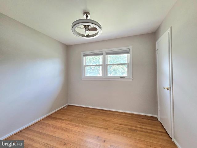7020 QUANDER RD, Alexandria, VA 22307