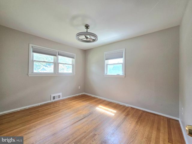 7020 QUANDER RD, Alexandria, VA 22307
