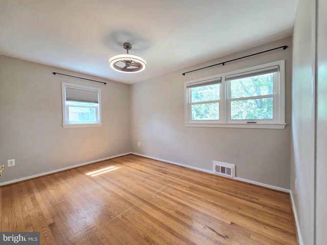 7020 QUANDER RD, Alexandria, VA 22307