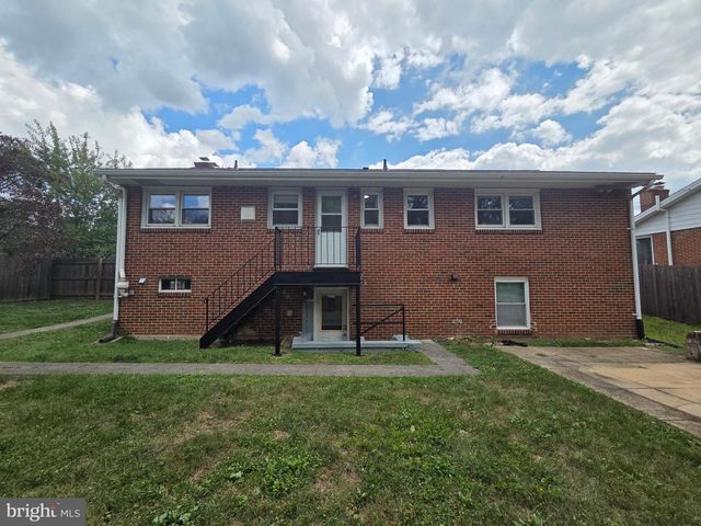 7020 QUANDER RD, Alexandria, VA 22307