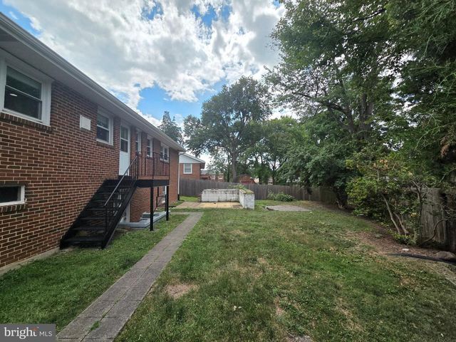 7020 QUANDER RD, Alexandria, VA 22307