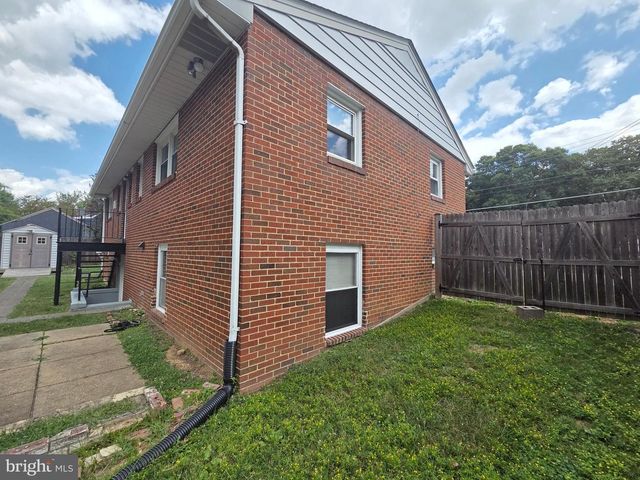 7020 QUANDER RD, Alexandria, VA 22307
