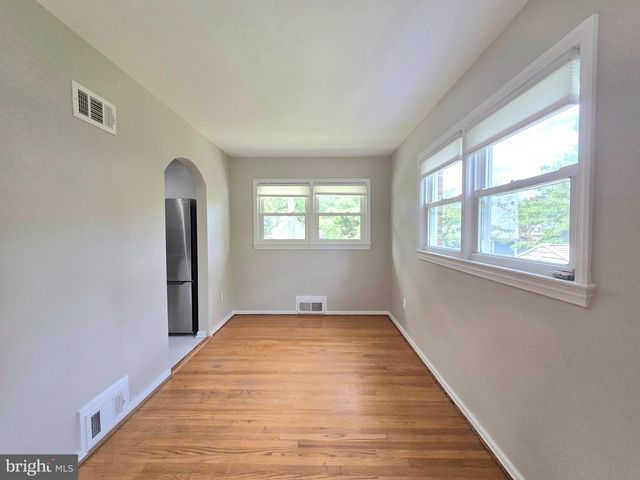 7020 QUANDER RD, Alexandria, VA 22307