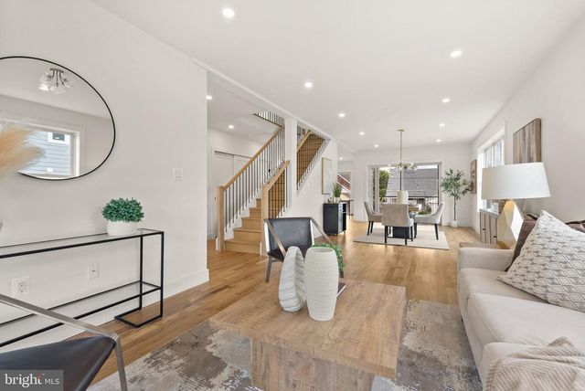 2118 RAND PL NE, Washington, DC 20002