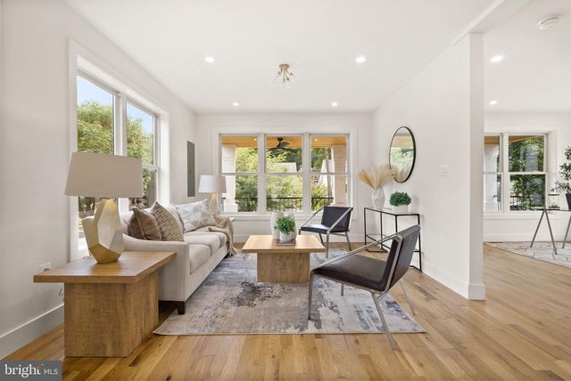 2118 RAND PL NE, Washington, DC 20002