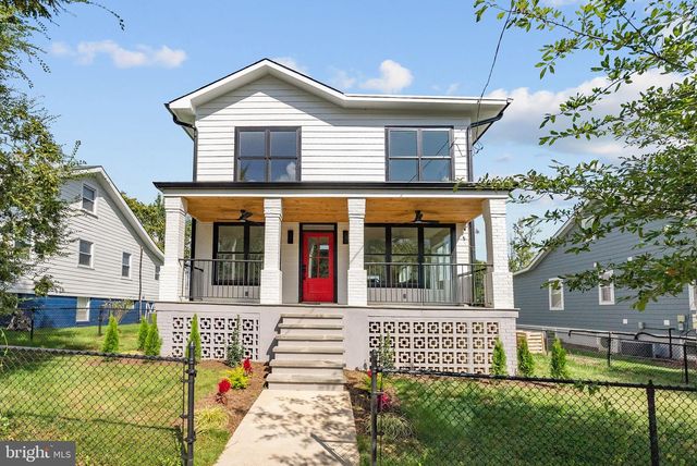 2118 RAND PL NE, Washington, DC 20002