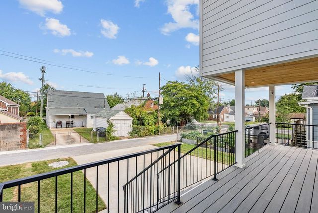 2118 RAND PL NE, Washington, DC 20002