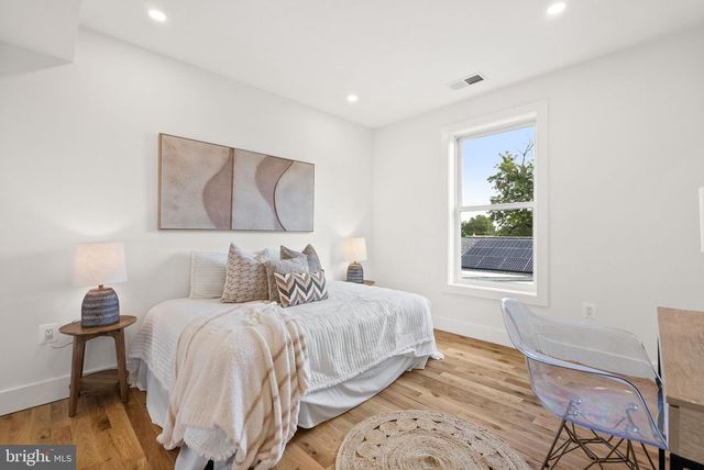 2118 RAND PL NE, Washington, DC 20002