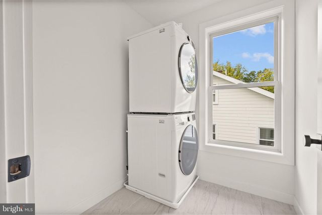 2118 RAND PL NE, Washington, DC 20002