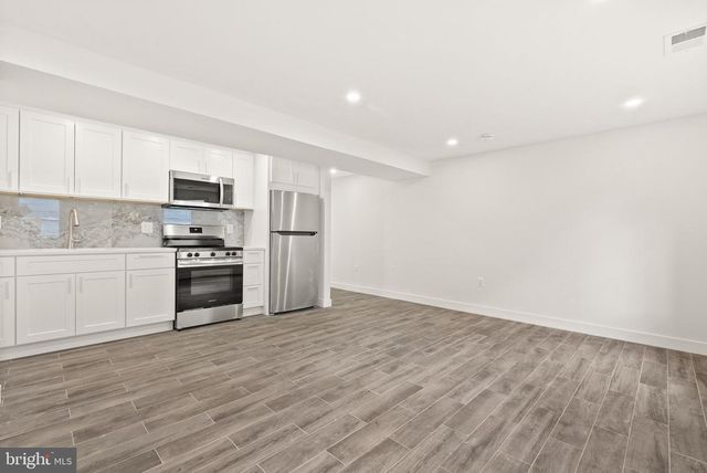 2118 RAND PL NE, Washington, DC 20002