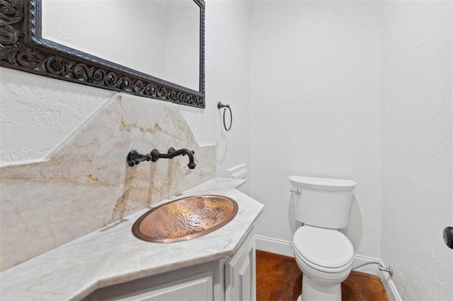 308 Oakley Drive, Sulphur, LA 70663