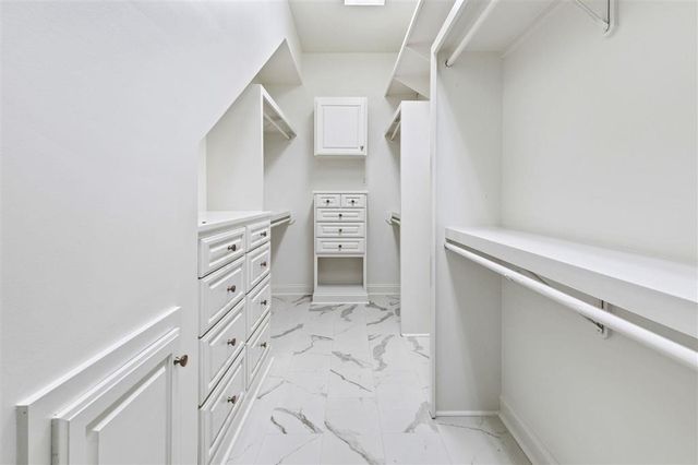 308 Oakley Drive, Sulphur, LA 70663