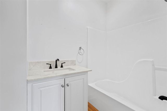 308 Oakley Drive, Sulphur, LA 70663