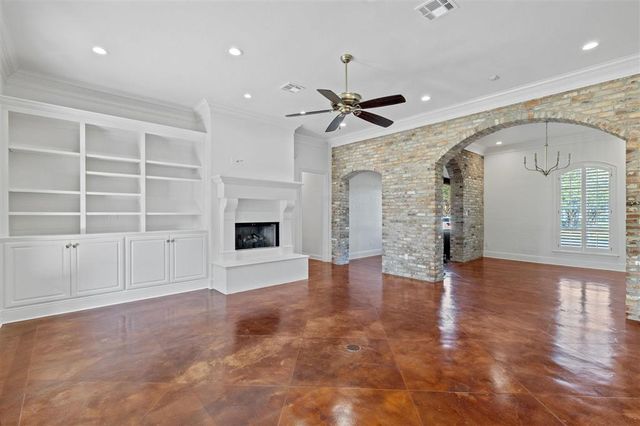 308 Oakley Drive, Sulphur, LA 70663