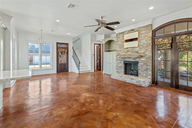 308 Oakley Drive, Sulphur, LA 70663