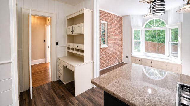 105 Montrose Street, Morganton, NC 28655