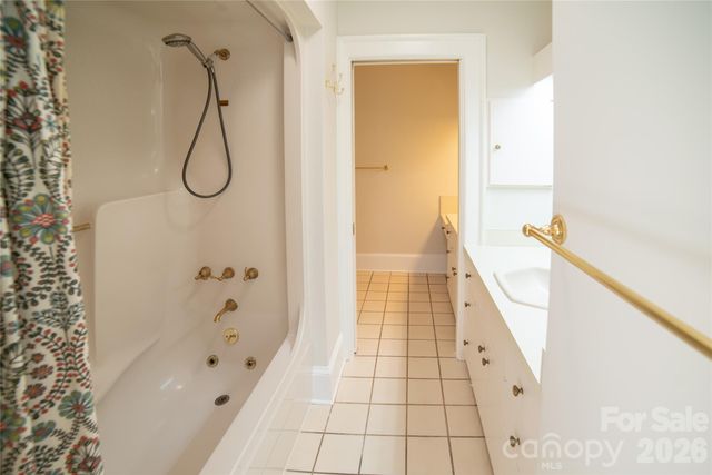 105 Montrose Street, Morganton, NC 28655