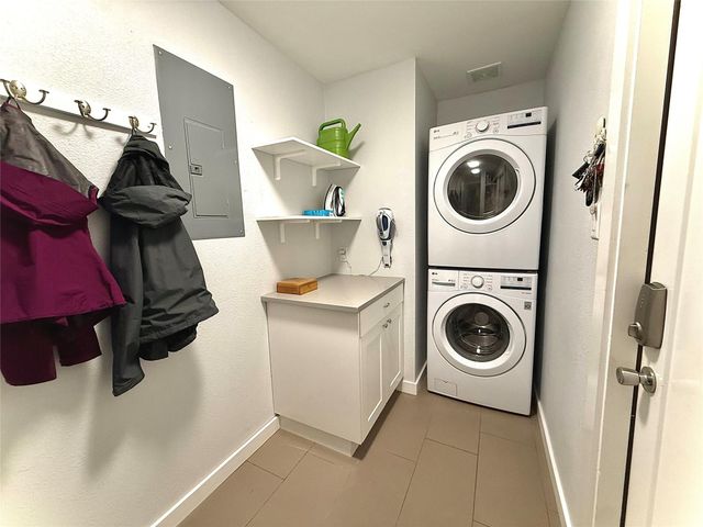 9603 Marsh DR, Austin, TX 78748