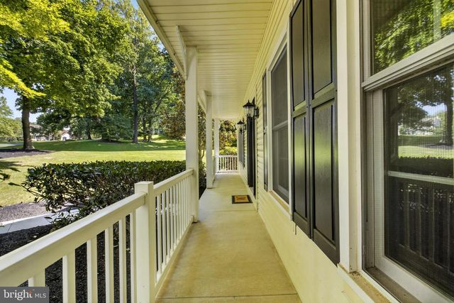 11 SULLIVAN CHASE DR, Avondale, PA 19311