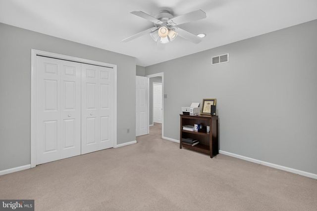 11 SULLIVAN CHASE DR, Avondale, PA 19311