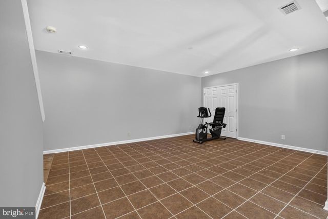 11 SULLIVAN CHASE DR, Avondale, PA 19311