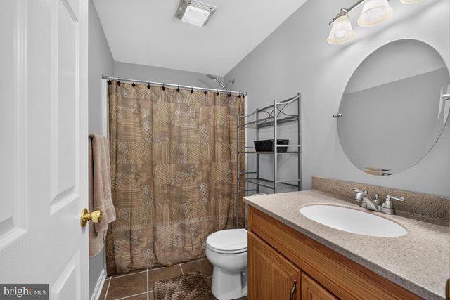 11 SULLIVAN CHASE DR, Avondale, PA 19311