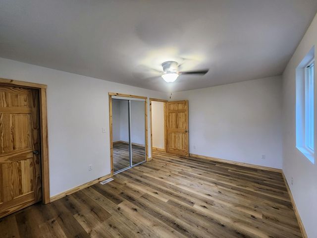 1130 Dewey Street, Houston, MO 65483