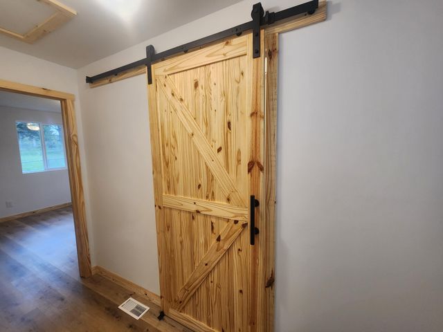 1130 Dewey Street, Houston, MO 65483