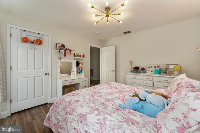 117 EUROPA BLVD, Cherry Hill, NJ 08003
