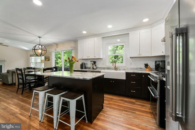 117 EUROPA BLVD, Cherry Hill, NJ 08003
