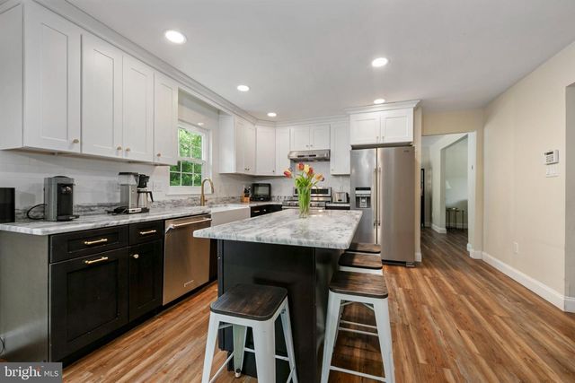 117 EUROPA BLVD, Cherry Hill, NJ 08003