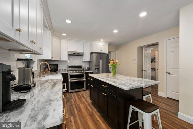 117 EUROPA BLVD, Cherry Hill, NJ 08003