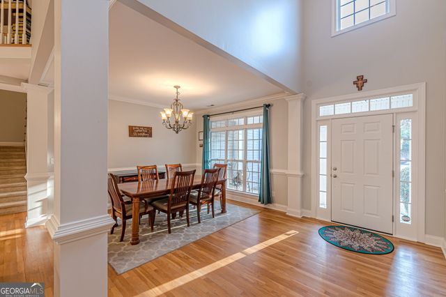 125 Lyndhurst Way, Sharpsburg, GA 30277