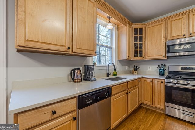 125 Lyndhurst Way, Sharpsburg, GA 30277