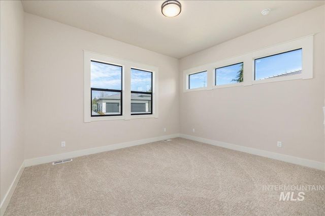 2927 W Three Lakes Dr., Meridian, ID 83646