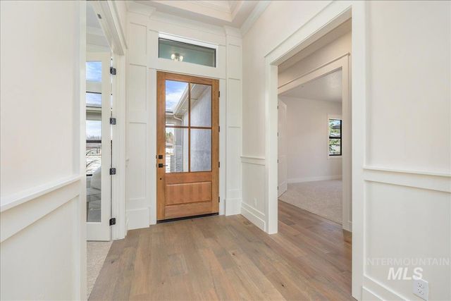 2927 W Three Lakes Dr., Meridian, ID 83646