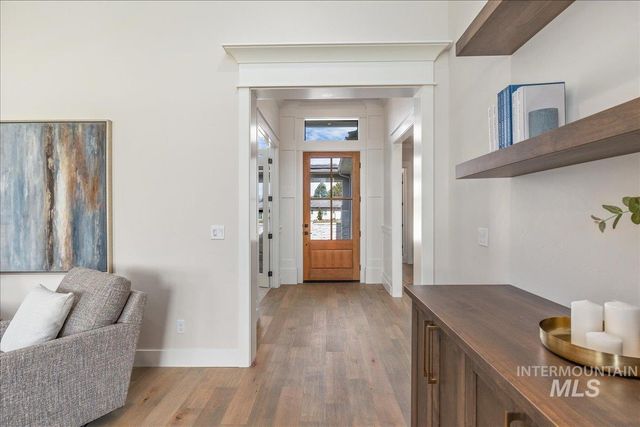 2927 W Three Lakes Dr., Meridian, ID 83646