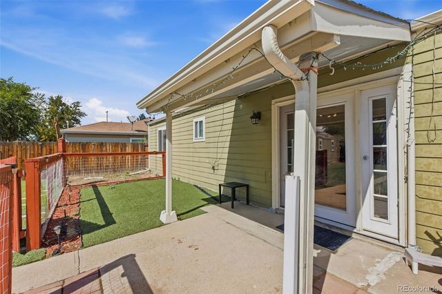 871 Victor Street, Aurora, CO 80011