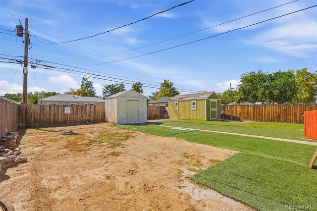 871 Victor Street, Aurora, CO 80011