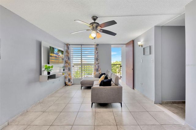 ZURANA ST. COND. JARDINES DE BERWIN APT. D-402, San Juan, PR 00924